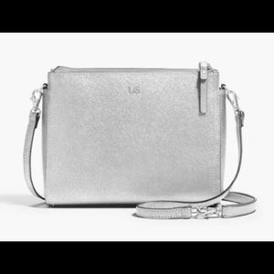 Lo & Sons The Pearl Crossbody. Color: Silver. Versatile bag with lots of storage